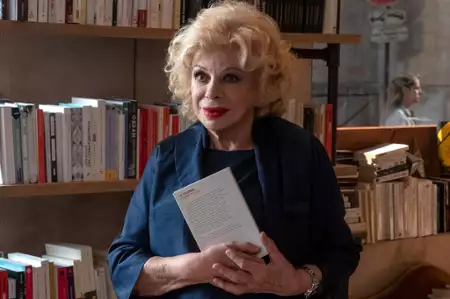 Księgarnia w Paryżu - galeria zdjęć - filmweb