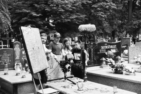 Święty spok&oacute;j - galeria zdjęć - filmweb