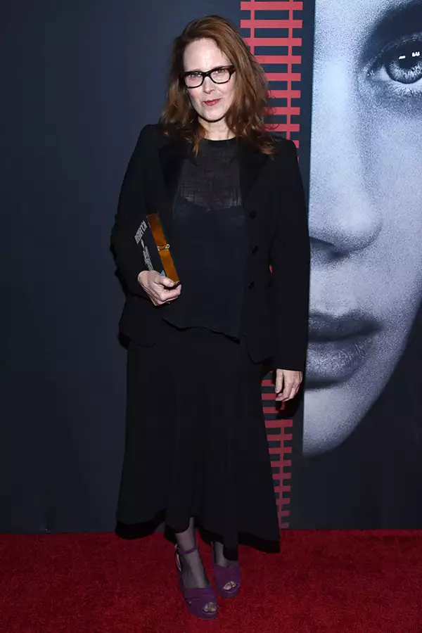 Dziewczyna z pociągu - galeria zdjęć - filmweb