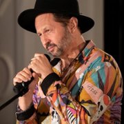 Planeta Singli. Osiem historii - galeria zdjęć - filmweb