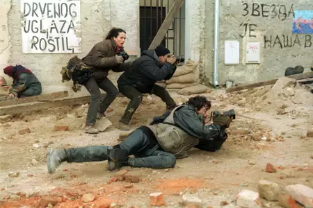 Uciec przed śmiercią - galeria zdjęć - filmweb