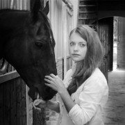Głodny koń, chory pies, bite dziecko - galeria zdjęć - filmweb