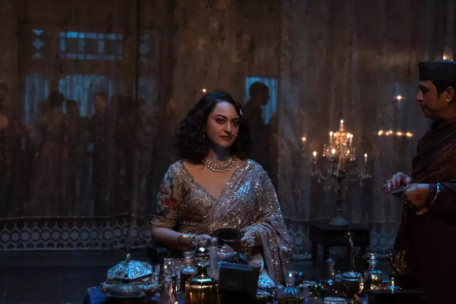 Heeramandi: Bazar diamentów - galeria zdjęć - filmweb