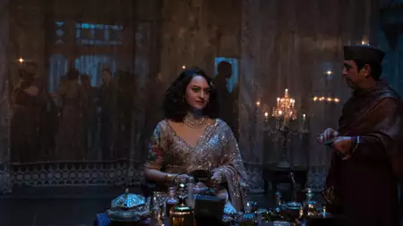Heeramandi: Bazar diament&oacute;w - galeria zdjęć - filmweb