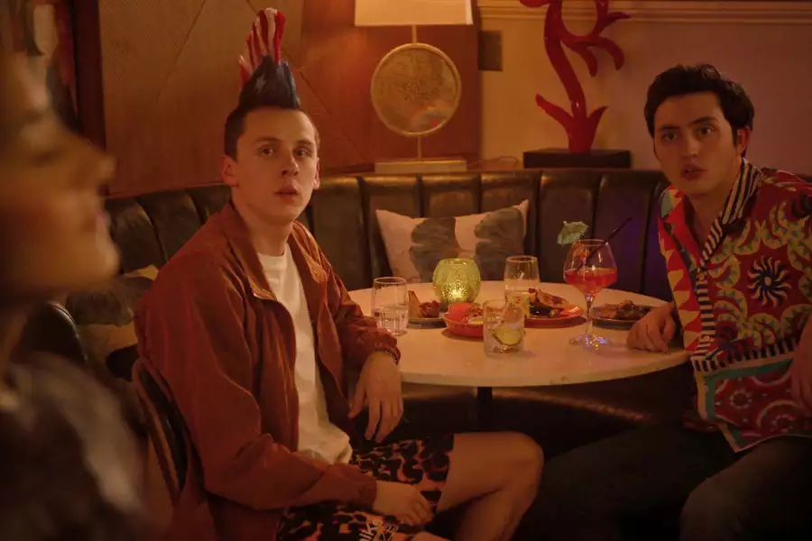 Cobra Kai - galeria zdjęć - filmweb