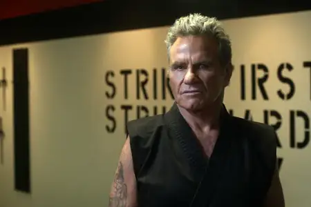 Cobra Kai - galeria zdjęć - filmweb