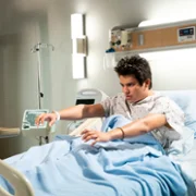 Cobra Kai - galeria zdjęć - filmweb
