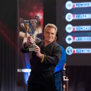 Cobra Kai - galeria zdjęć - filmweb