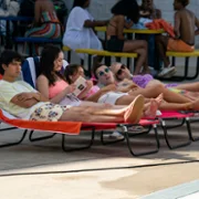 Cobra Kai - galeria zdjęć - filmweb