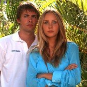 Rozbitkowie - galeria zdjęć - filmweb