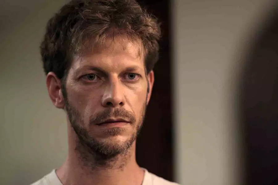 Menos que nada - galeria zdjęć - filmweb