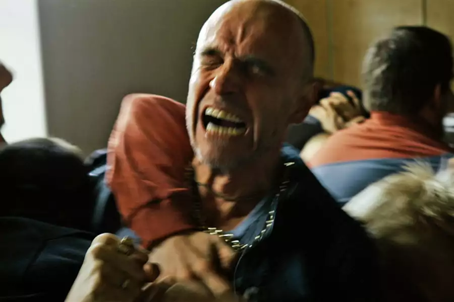 Vares: Gadzina - galeria zdjęć - filmweb
