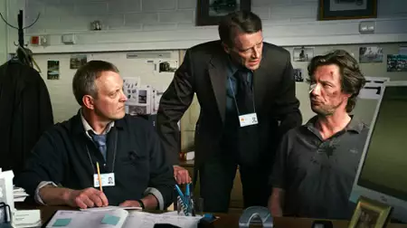 Vares: Gadzina - galeria zdjęć - filmweb