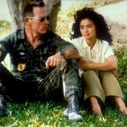 Pomiędzy niebem a ziemią - galeria zdjęć - filmweb