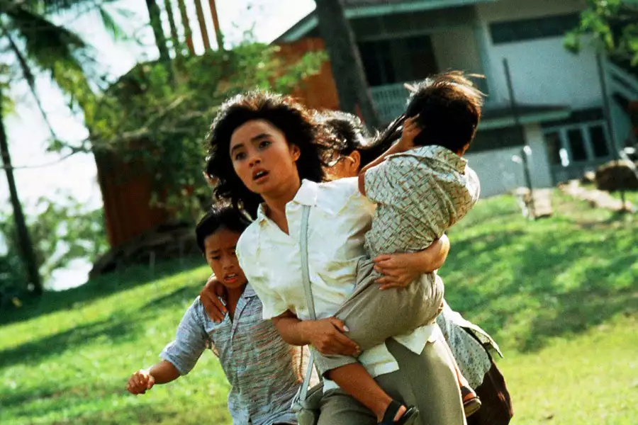 Pomiędzy niebem a ziemią - galeria zdjęć - filmweb