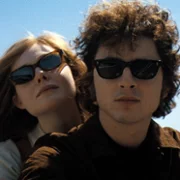 Kompletnie nieznany - galeria zdjęć - filmweb