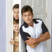 Two and a Half Men - galeria zdjęć - filmweb