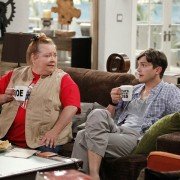 Two and a Half Men - galeria zdjęć - filmweb