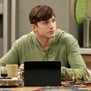 Two and a Half Men - galeria zdjęć - filmweb