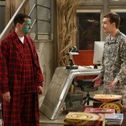 Two and a Half Men - galeria zdjęć - filmweb