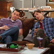 Two and a Half Men - galeria zdjęć - filmweb