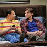 Two and a Half Men - galeria zdjęć - filmweb