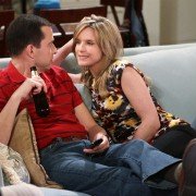 Two and a Half Men - galeria zdjęć - filmweb