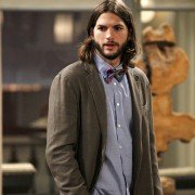 Two and a Half Men - galeria zdjęć - filmweb