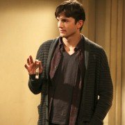 Two and a Half Men - galeria zdjęć - filmweb