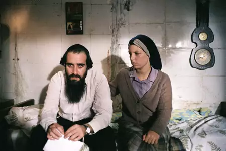 Oczy szeroko otwarte - galeria zdjęć - filmweb