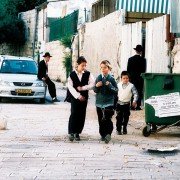 Oczy szeroko otwarte - galeria zdjęć - filmweb