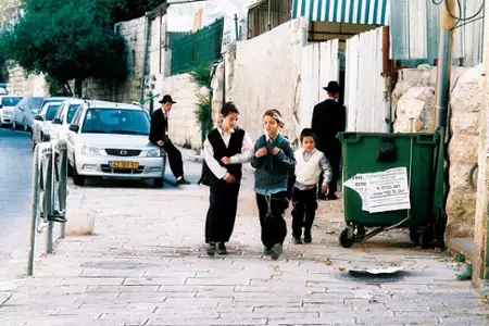 Oczy szeroko otwarte - galeria zdjęć - filmweb