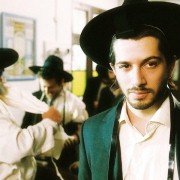 Einaym Pkuhot - galeria zdjęć - filmweb