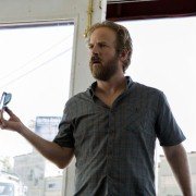 Flaked - galeria zdjęć - filmweb