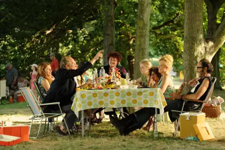 Rodzina do wynajęcia - galeria zdjęć - filmweb