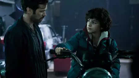 Iris - galeria zdjęć - filmweb