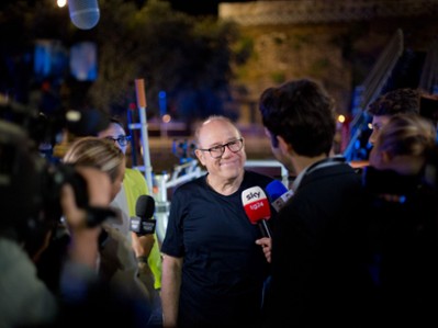Sezon 1 Odcinek 9 Il mito e il mitomane