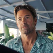 RJ Decker - galeria zdjęć - filmweb