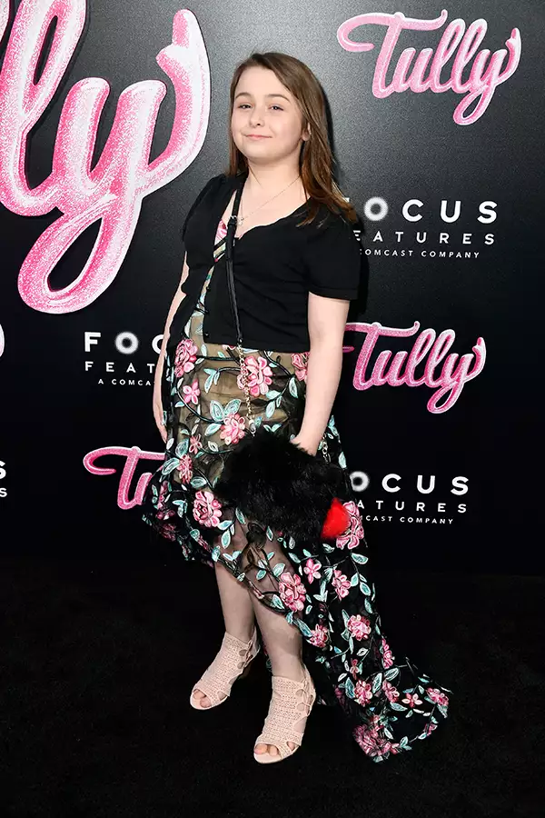 Tully - galeria zdjęć - filmweb