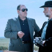 Holy Matrimony - galeria zdjęć - filmweb