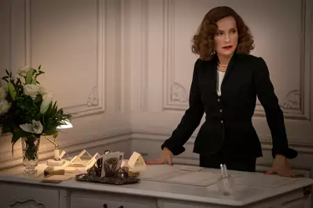 Paryż pani Harris - galeria zdjęć - filmweb