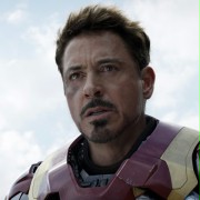 Robert Downey Jr. w Kapitan Ameryka: Wojna bohaterów