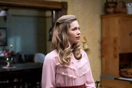 When Hope Calls - galeria zdjęć - filmweb