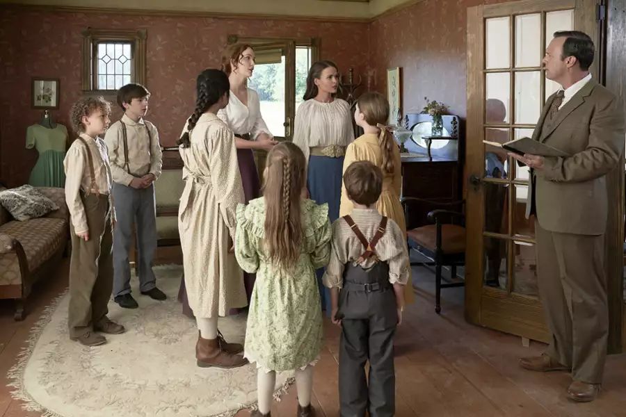 When Hope Calls - galeria zdjęć - filmweb