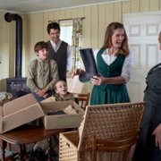 When Hope Calls - galeria zdjęć - filmweb