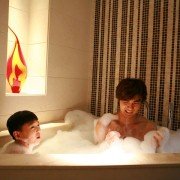 Sunny Happiness - galeria zdjęć - filmweb