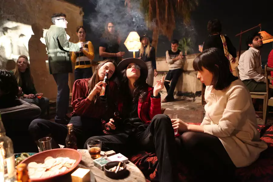 Yona - galeria zdjęć - filmweb
