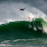 100 Foot Wave - galeria zdjęć - filmweb