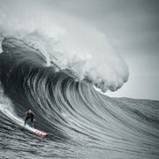 100 Foot Wave - galeria zdjęć - filmweb