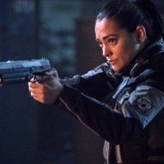 A.P.B. - galeria zdjęć - filmweb